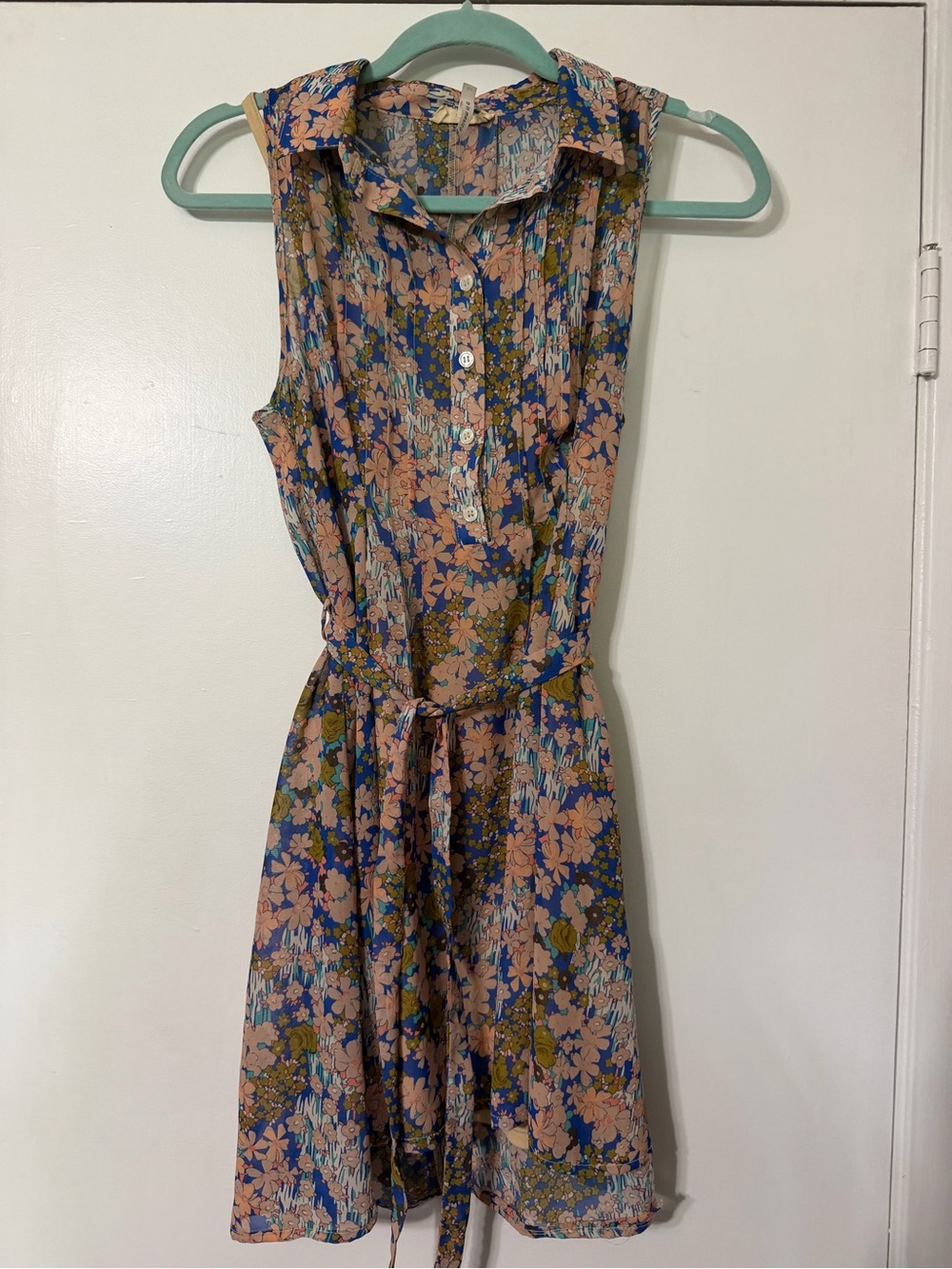 Kirra Floral Sleeveless Tie-Waist Mini Dress in Pink and Blue